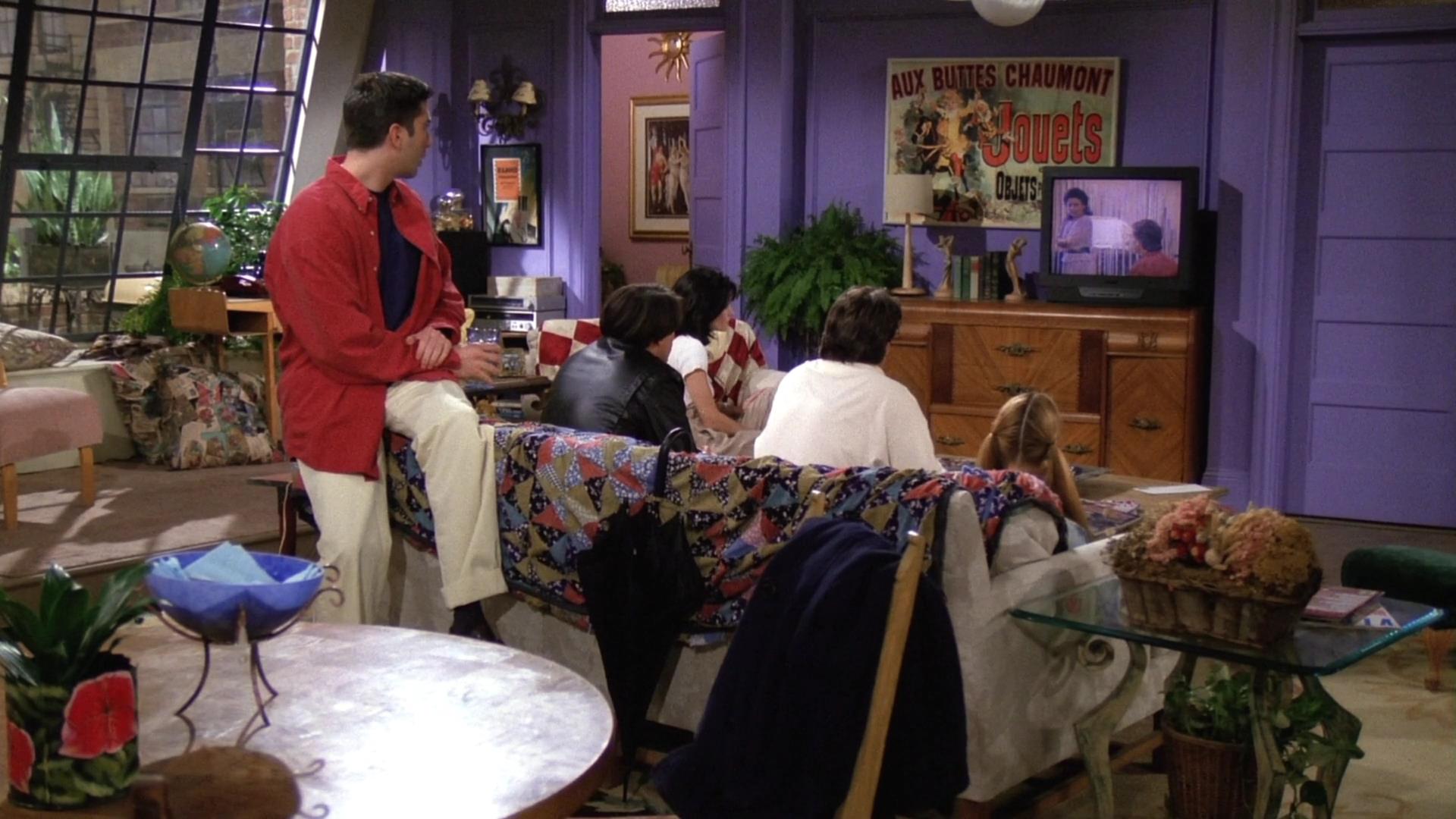 friends0101br-1910.jpg friends0101br-1910.jpg