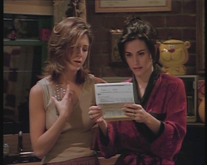 KMP-DVD0052.jpg KMP-DVD0052.jpg