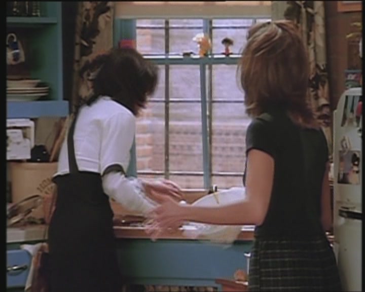 KMP-DVD0390.jpg KMP-DVD0390.jpg