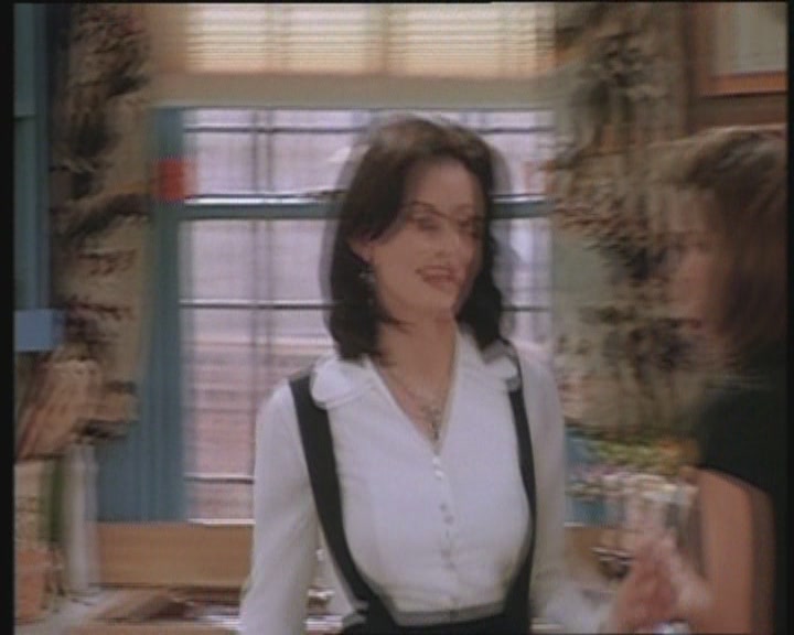 KMP-DVD0412.jpg KMP-DVD0412.jpg