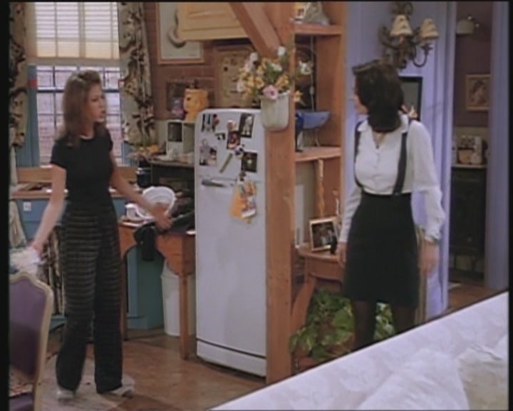 KMP-DVD0417.jpg KMP-DVD0417.jpg