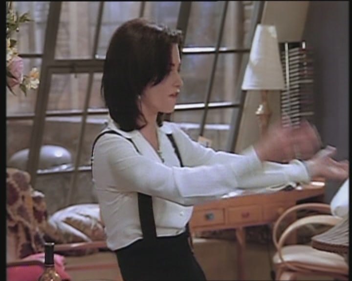 KMP-DVD0423.jpg KMP-DVD0423.jpg