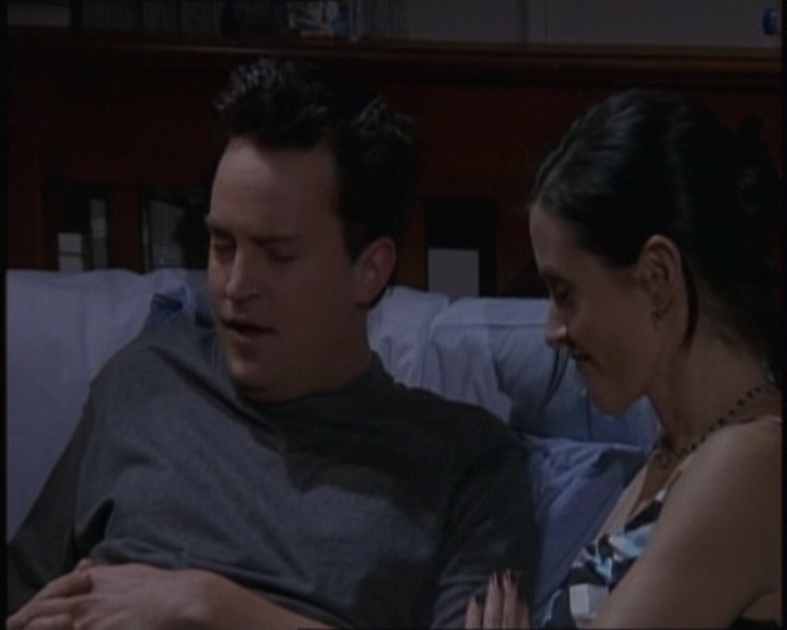 KMP-DVD0403.jpg KMP-DVD0403.jpg