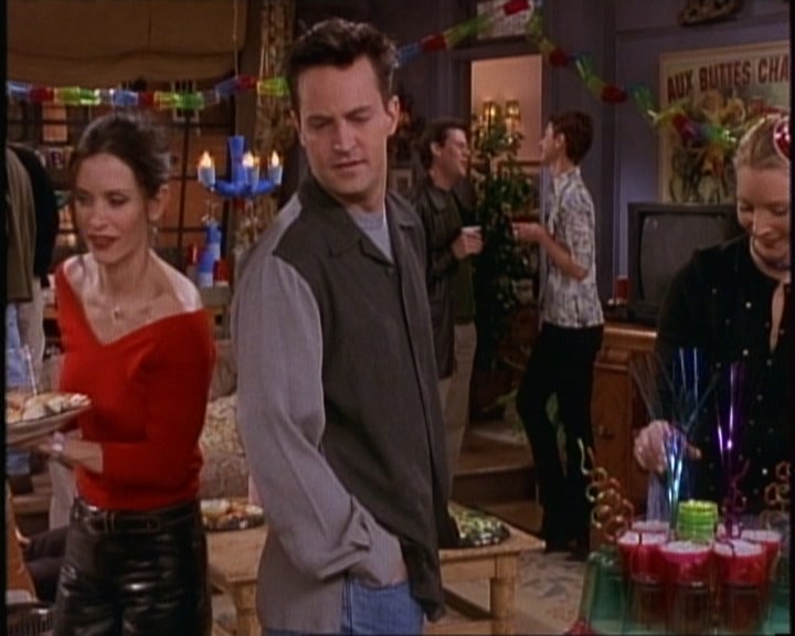 KMP-DVD0763.jpg KMP-DVD0763.jpg