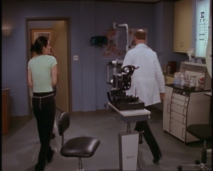 KMP-DVD0546.jpg